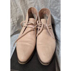 J. Crew Beige Stone MacAllister Desert Flat Lace Up Ankle Boot Size 9 EUC